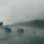 Cum sa conduci in siguranta pe ploaie
