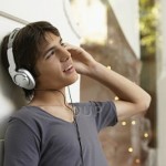 5 sfaturi pentru a nu-ti deranja vecinii cu muzica